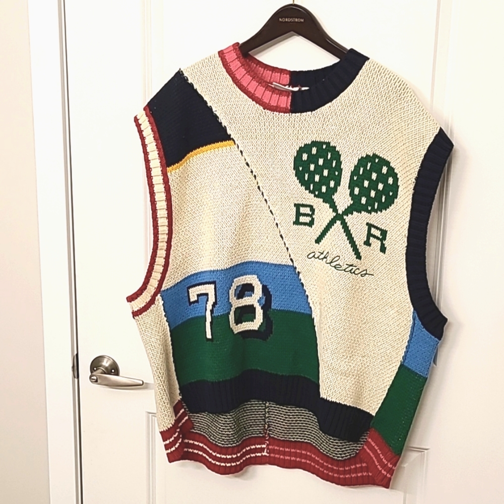 NWT Large Oversized Banana Republic Athletics Sweatervest